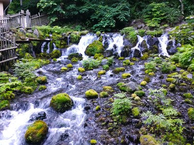 🏞️ 분출 공원 (후키다시 코엔) 이미지 2